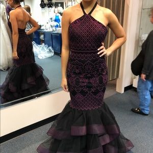 Madison James Size 4 NEVER WORN